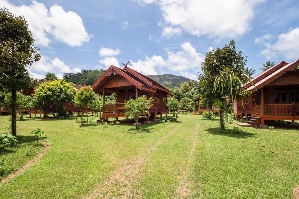 Oyo 1143 Phet Luran Thai Resort Kohchang Koh Chang Esterno foto