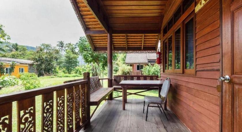 Oyo 1143 Phet Luran Thai Resort Kohchang Koh Chang Esterno foto