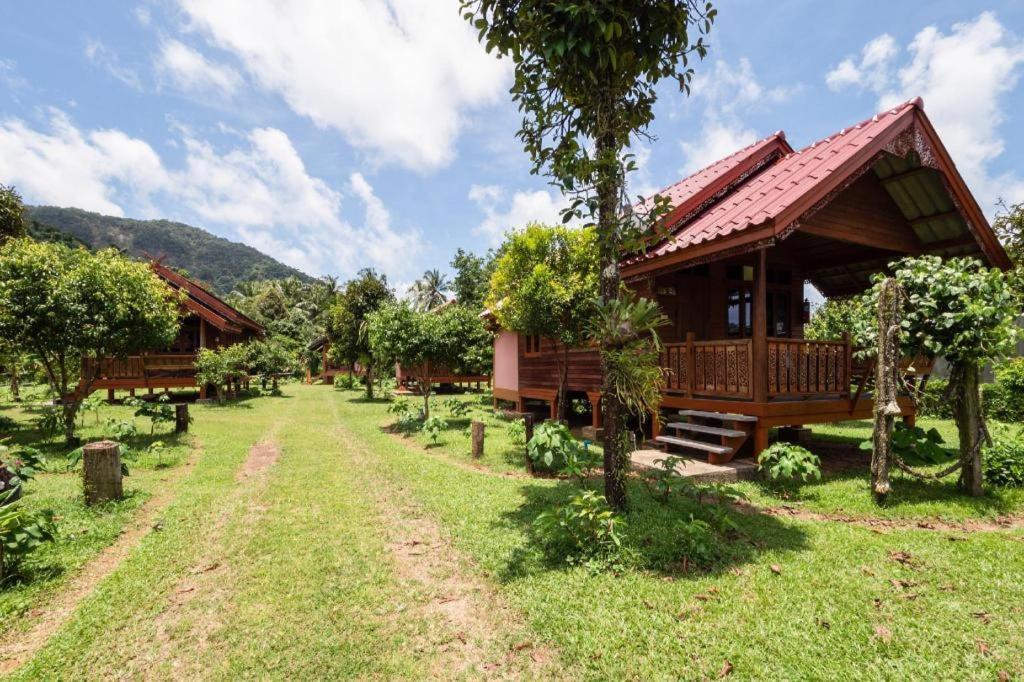 Oyo 1143 Phet Luran Thai Resort Kohchang Koh Chang Esterno foto